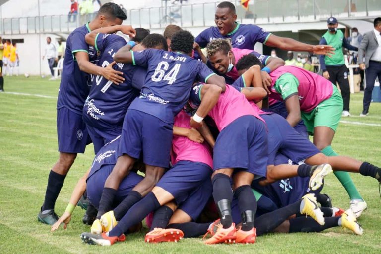 (VIDEO) CON GOLAZO DE W. VERA: Guayaquil Sport CAMPEÓN de la Segunda Categoría