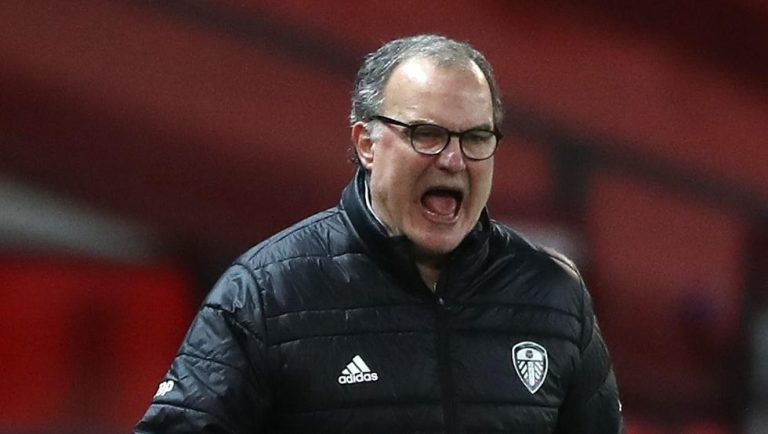 Bielsa, firme: “No vamos a abandonar nuestra forma de jugar”