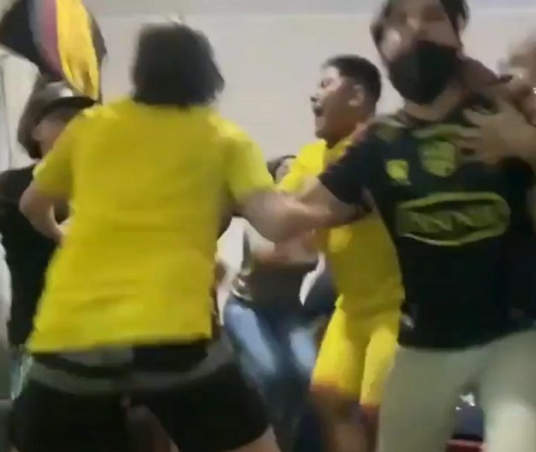 (VIDEO) LOCURA TOTAL: Así vivieron los penales hinchas de BSC