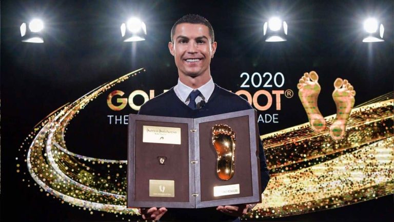 Cristiano Ronaldo ya recibió el GOLDEN FOOT