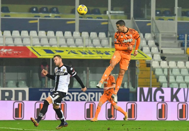 (VIDEO) DOBLETE DE CRISTIANO: Goleada de la Juve al Parma