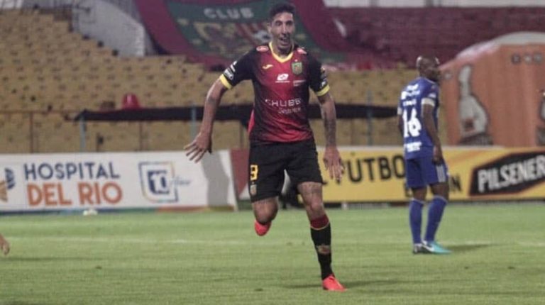 Diego Dorregaray renovó con Deportivo Cuenca