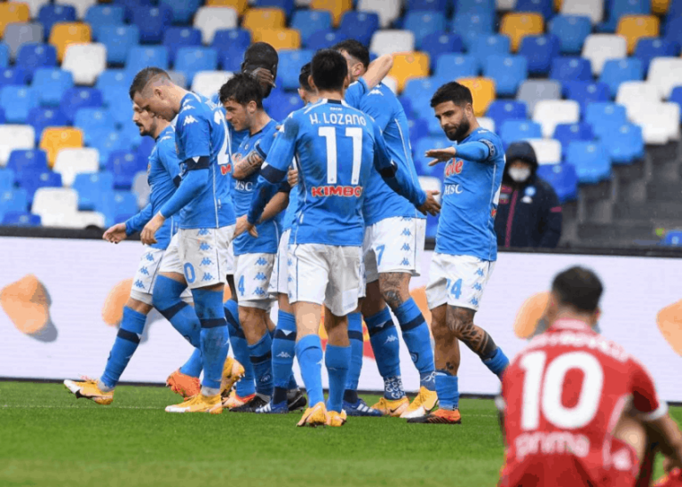 (VIDEO) ¡Humillación total! El Napoli aplastó a la Fiorentina 6-0
