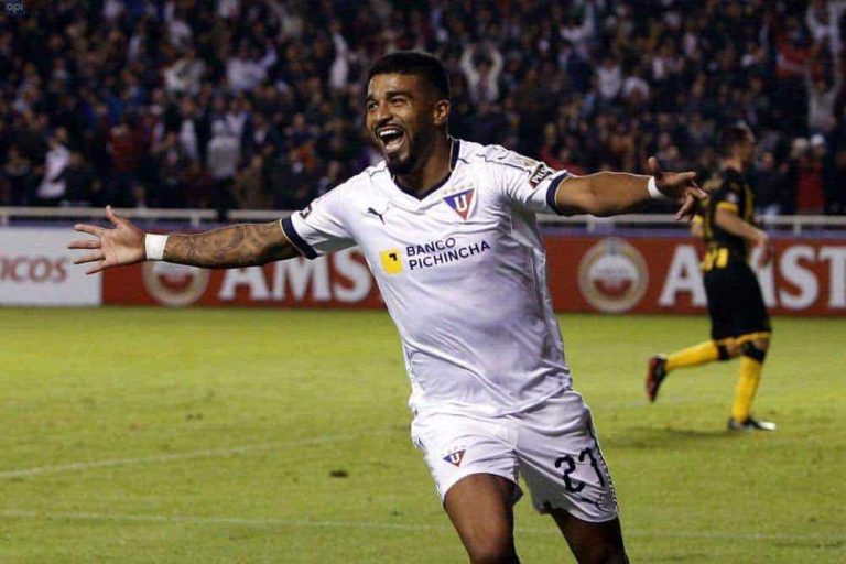 Necaxa hizo una oferta por Rodrigo Aguirre