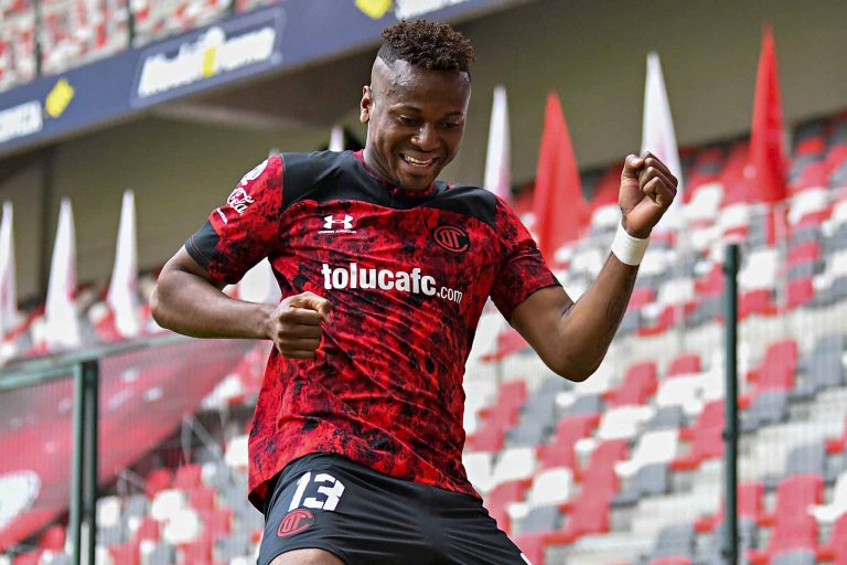 (VIDEO) Michael Estrada y Joao Plata dieron al victoria a Toluca