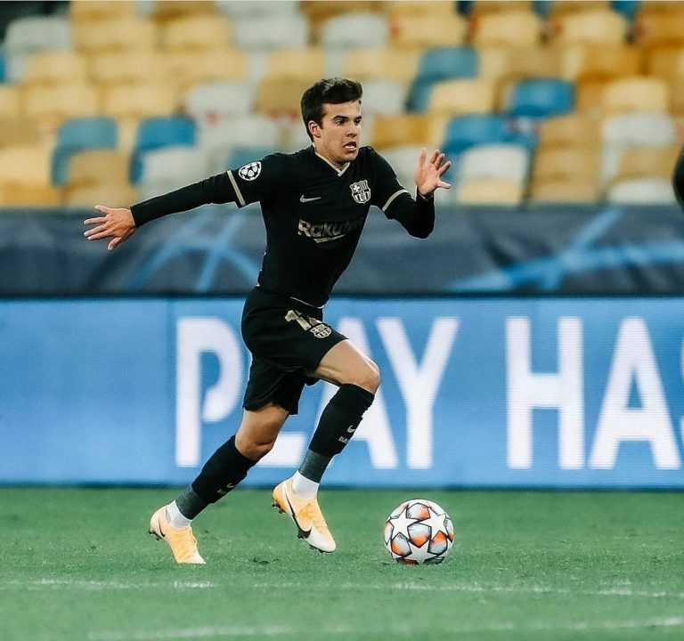Riqui Puig, renovado hasta 2023