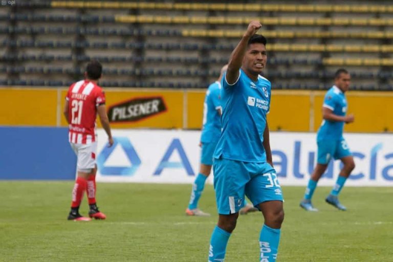 Universitario habría acordado la llegada de Bruno Vides