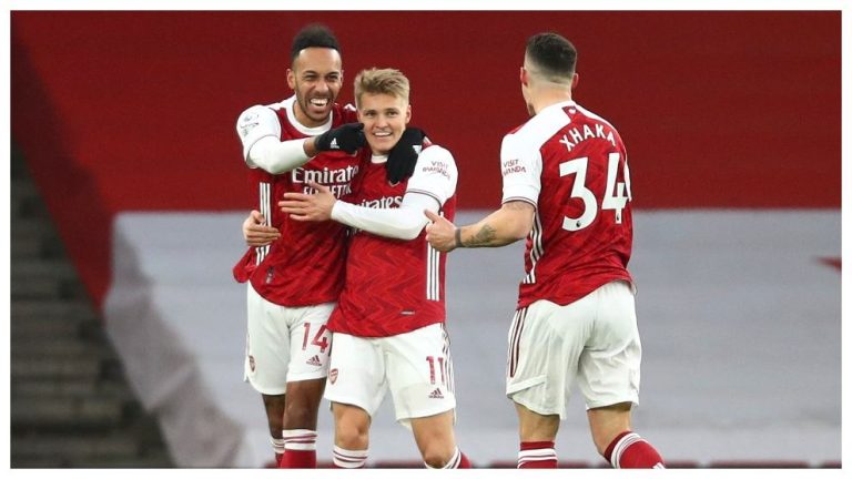 Triunfo del Arsenal al Leeds de Bielsa: Odegaard ya fue titular