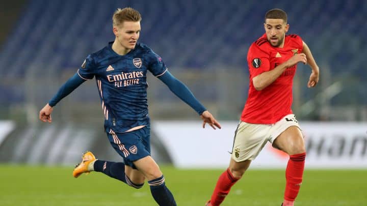 En Inglaterra ven a Odegaard como el heredero del “rey” Ozil