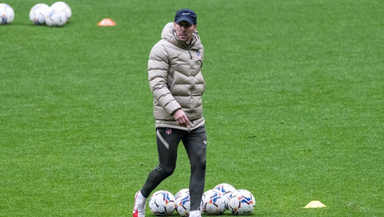 Simeone se pronuncia sobre Haaland y Mbappé
