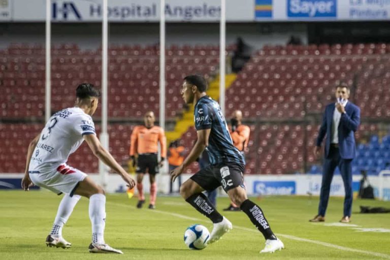 Jeff Montero preocupa en México por sus molestias