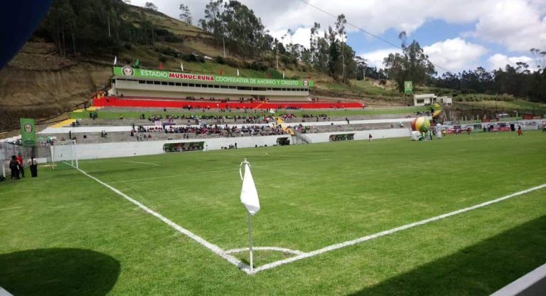 (FOTOS) Mushuc Runa presentó las indumentarias para la temporada 2021