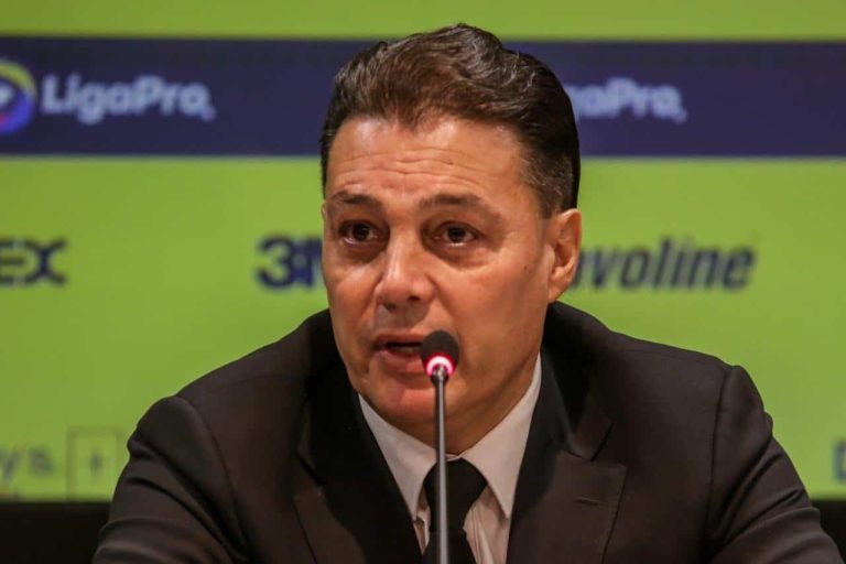 (VIDEO) Alfaro: “Vamos a inscribir a Sergio López como extranjero”