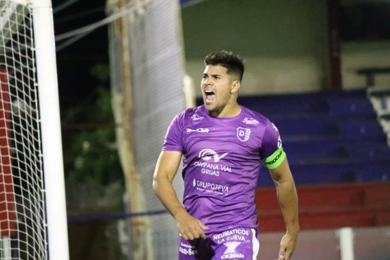 Futbolista argentino fue apuñalado y está grave