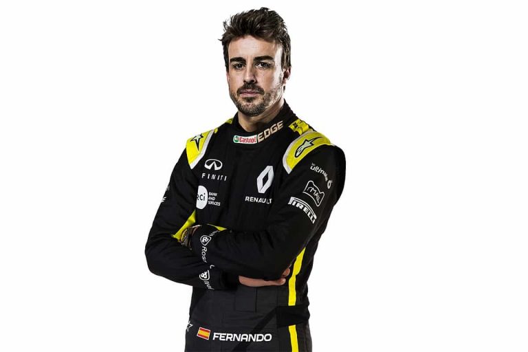 Fernando Alonso, atropellado mientras entrenaba en bici