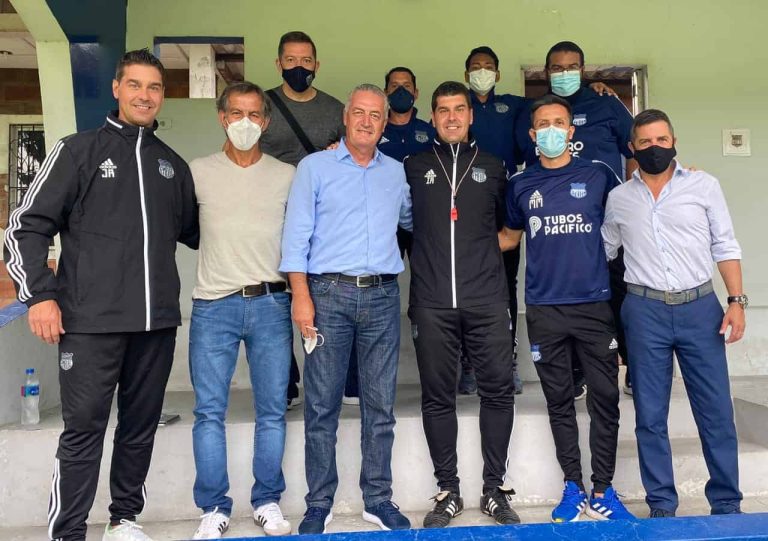 (FOTOS) Gustavo Alfaro también visitó al Club Sport Emelec