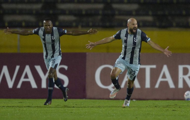 (VIDEO) GOLEANDO EN QUITO: U. Católica, a segunda fase de la Libertadores