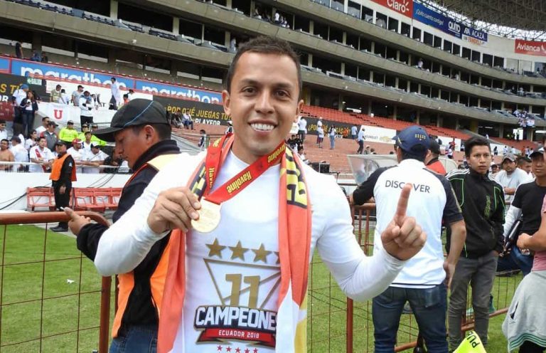 LDU oficializó la salida de Edison Vega