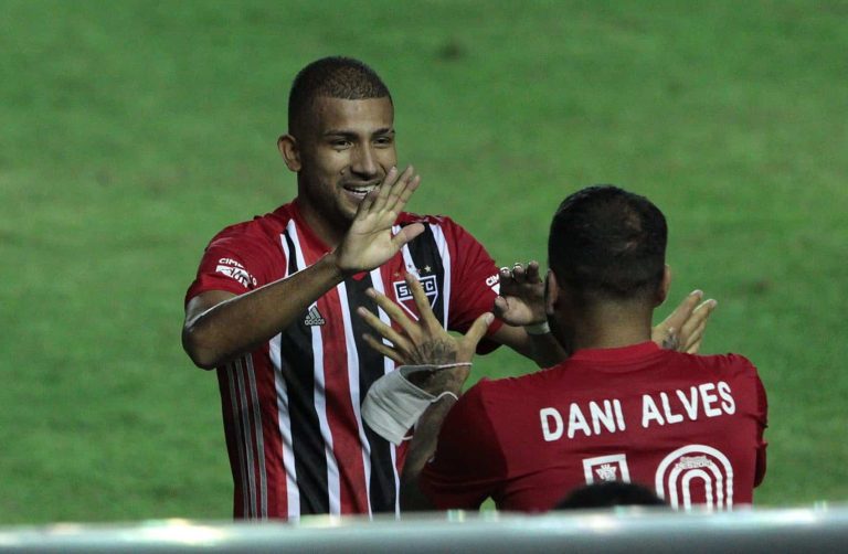 (VIDEO) VOLVIÓ AFILADO: Gol y asistencia de Joao Rojas con el Sao Paulo