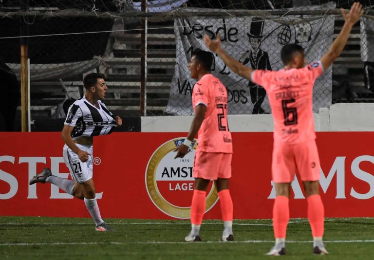 (VIDEO) Montevideo Wanderers pegó primero ante Bolívar