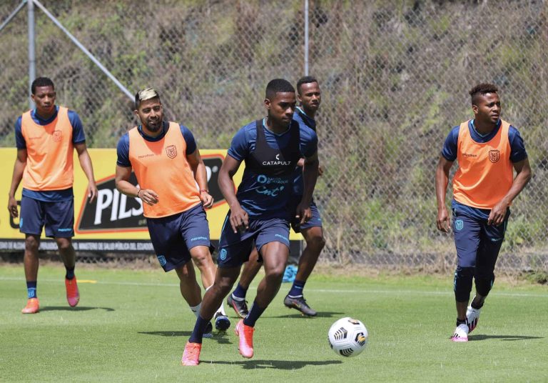 (VIDEO) La Tri ya entrenó en el nuevo estadio de IDV