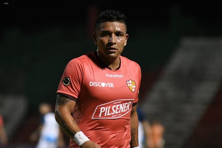 Para firmar por Fluminense: Pineida ya tiene fecha de llegada a Brasil