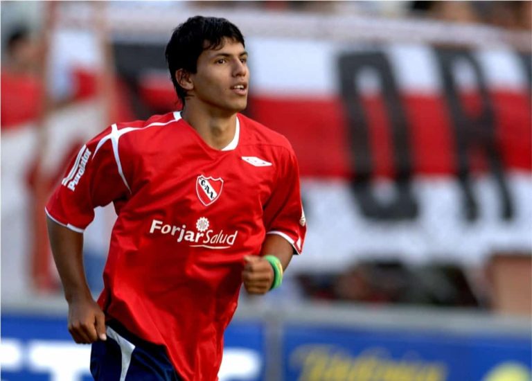 Bomba en Independiente: Falcioni confirmó que intentarán repatriar al Kun Agüero