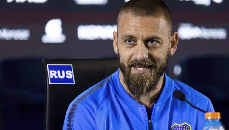 De Rossi, hospitalizado por Covid, mejora