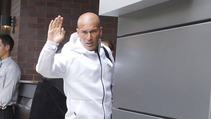Zidane se va del Madrid