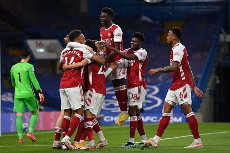 (VIDEO) CON UN HORROR DEFENSIVO: Arsenal ganó al Chelsea en la Premier