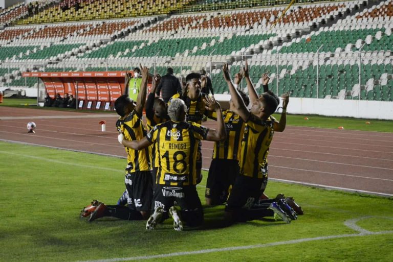 (VIDEO) UNA MANO A BSC: The Strongest derrotó a Santos en La Paz