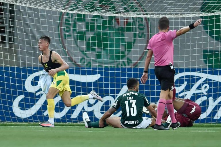 (VIDEO) CON GOL AGÓNICO: Defensa y Justicia derrotó a Palmeiras