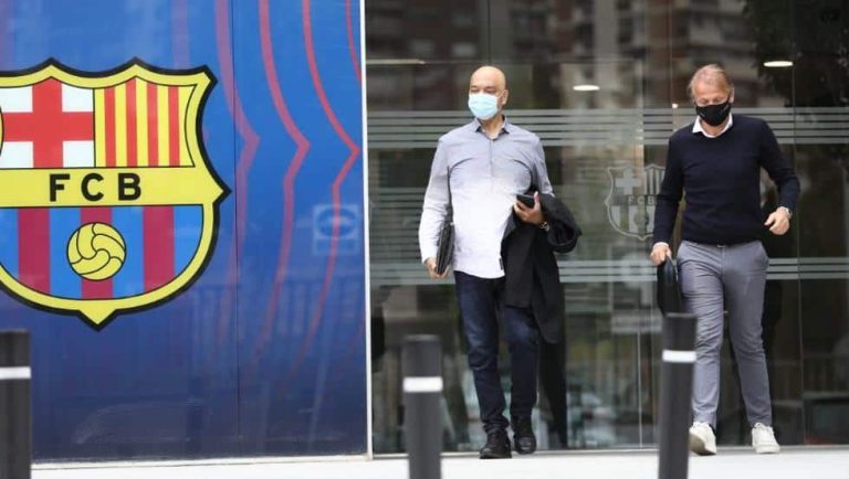 ¡Los agentes de Wijnaldum, otra vez en las oficinas del Barça!
