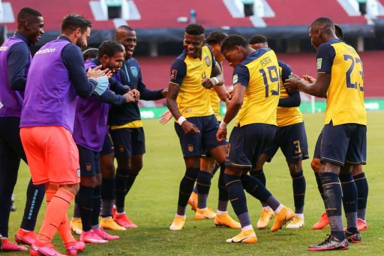 El 11 de Ecuador para debutar en Copa América