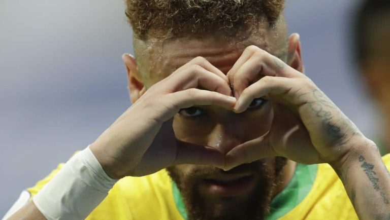 Neymar dedica su gol contra Venezuela a su misterioso nuevo amor: “No me deja”