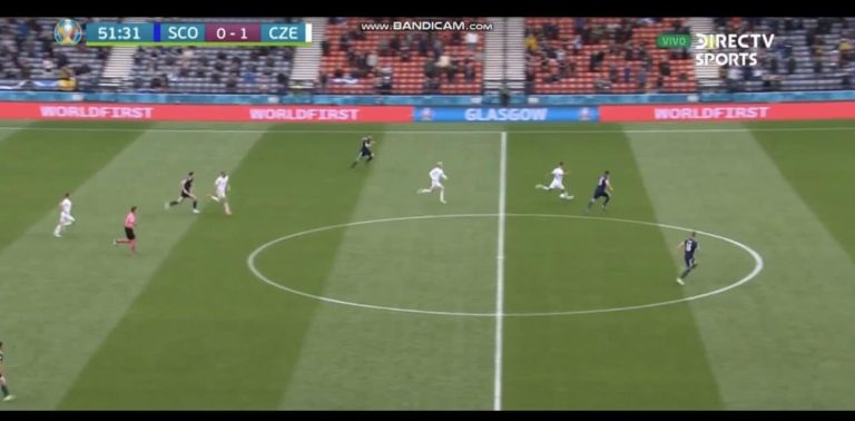 (VIDEO) ¡DESDE LA MEDIA CANCHA! ¡Qué golazo en la #Euro2020!