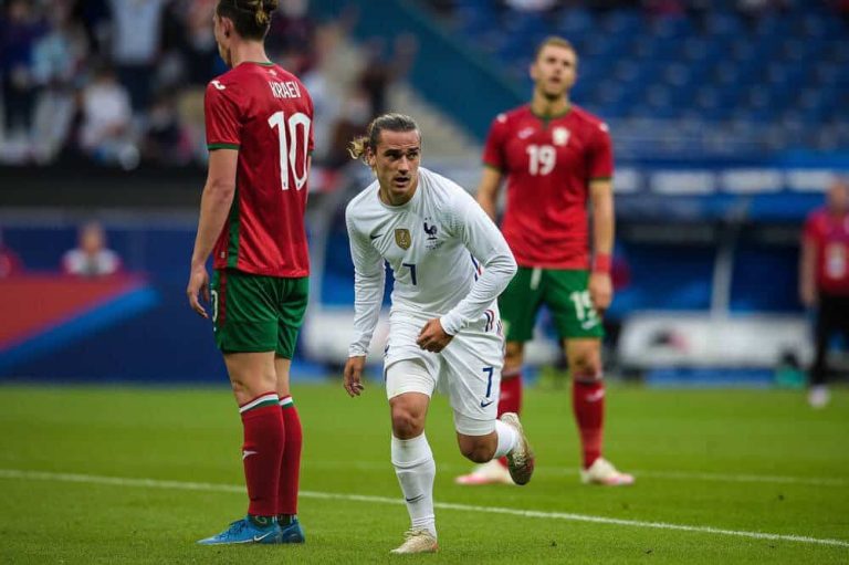 (VIDEO) Con chilena de Griezmann: Francia goleó en un amistoso