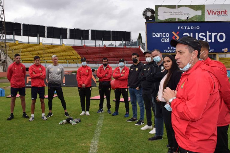 Sanguinetti ya dirigió su primera práctica con D. Cuenca