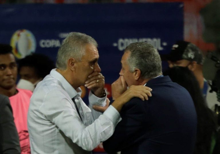 Alfaro a Tité: “Va a terminar siendo campeón del mundo”