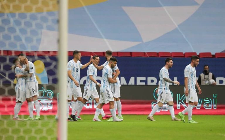 (VIDEO) EN LO MÁS ALTO DEL GRUPO: Argentina superó a Paraguay en la Copa América