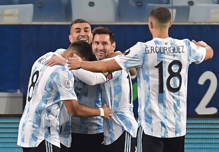 (VIDEO) CON AUTORIDAD: Argentina goleó a Bolivia y será rival de Ecuador