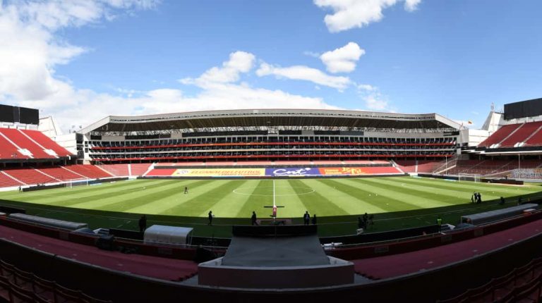¿Público en estadios de Quito? “Si COE y Municipio están de acuerdo”