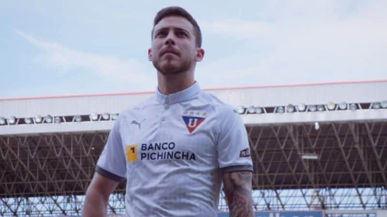 Racing hizo una oferta formal por Piovi