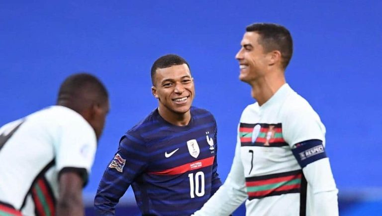 El PSG piensa en CR7 como sustituto de Mbappé