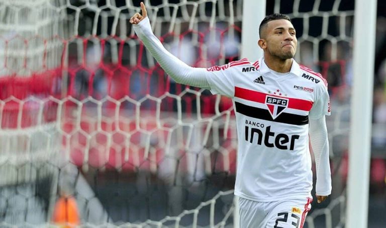 Hoy, a BSC no le interesa contar con Joao Rojas