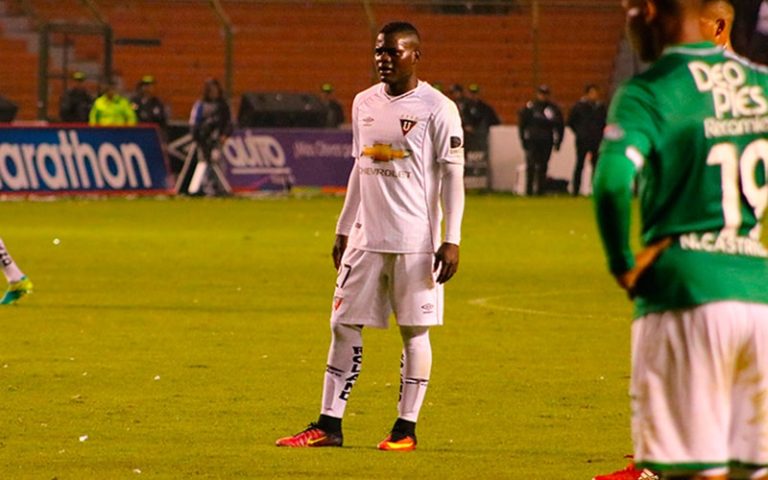 Jonathan Betancourt está entrenando en LDU