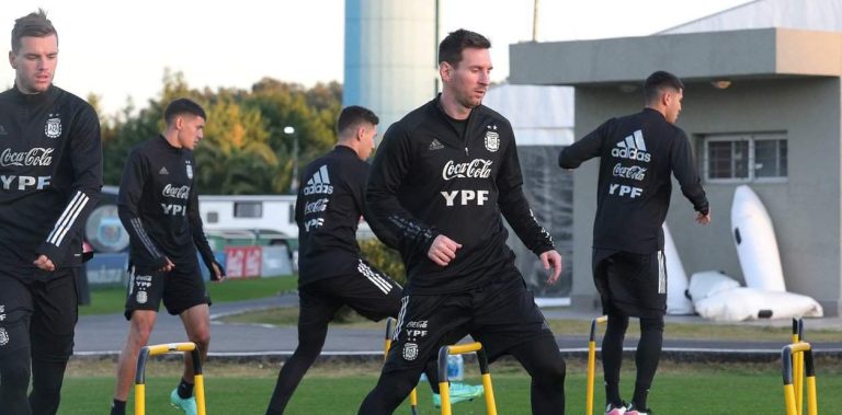 Messi: “Es momento de dar el golpe en esta Copa”