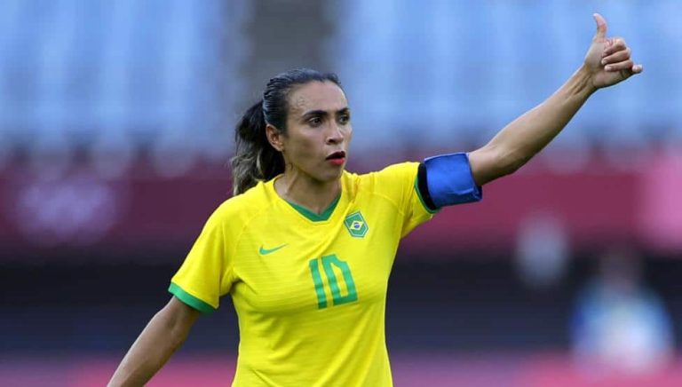 Pelé ve a Marta como un ejemplo: “Inspiras a millones de atletas”