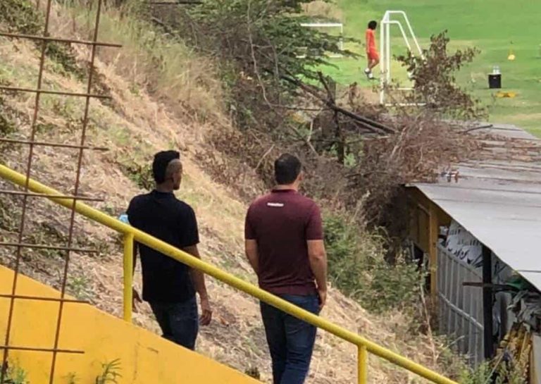 (FOTO) Fidel Martínez presente en el entrenamiento de BSC