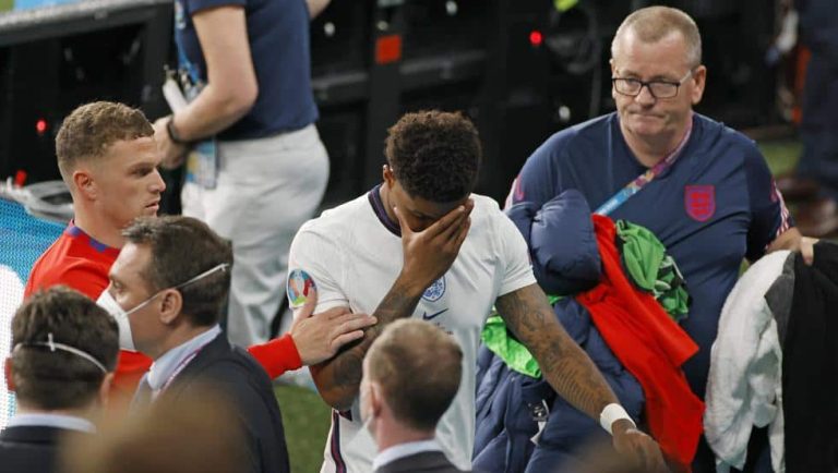 Rashford: “Nunca me disculparé por ser quien soy”